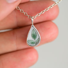 Load image into Gallery viewer, Pottery Charm - Foliage