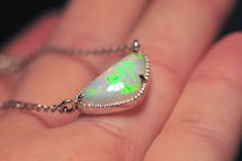 Load image into Gallery viewer, straw pattern opal set in wilver nacklace ooak opal jewelry piece by curtis r jewelry